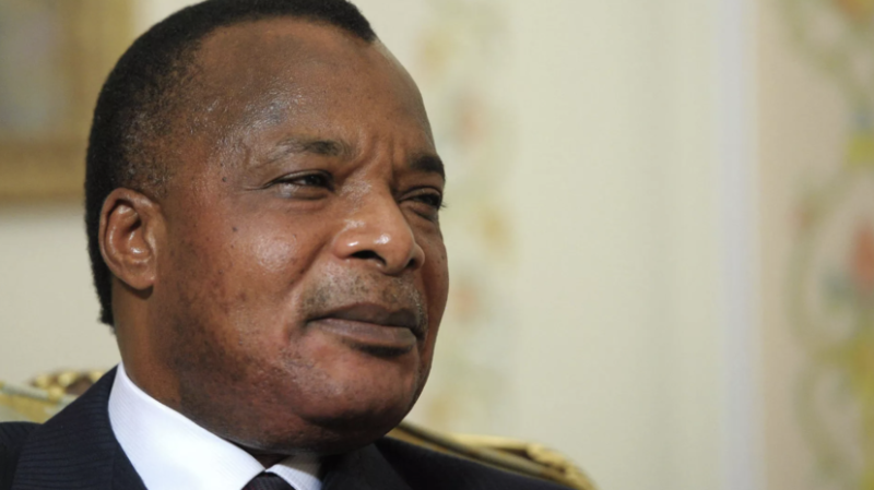 Президент Конго прибыл в Петербург