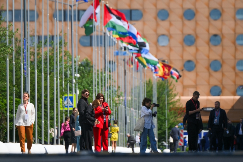 &laquo;Президент поставил много задач&raquo;: на ПМЭФ-2024 обсудили цели развития экономики России до 2030 года