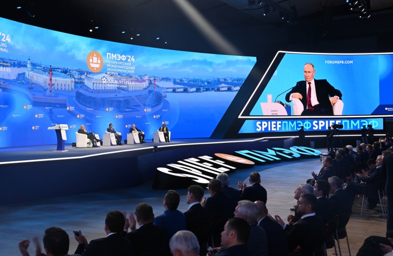 &laquo;Президент поставил много задач&raquo;: на ПМЭФ-2024 обсудили цели развития экономики России до 2030 года
