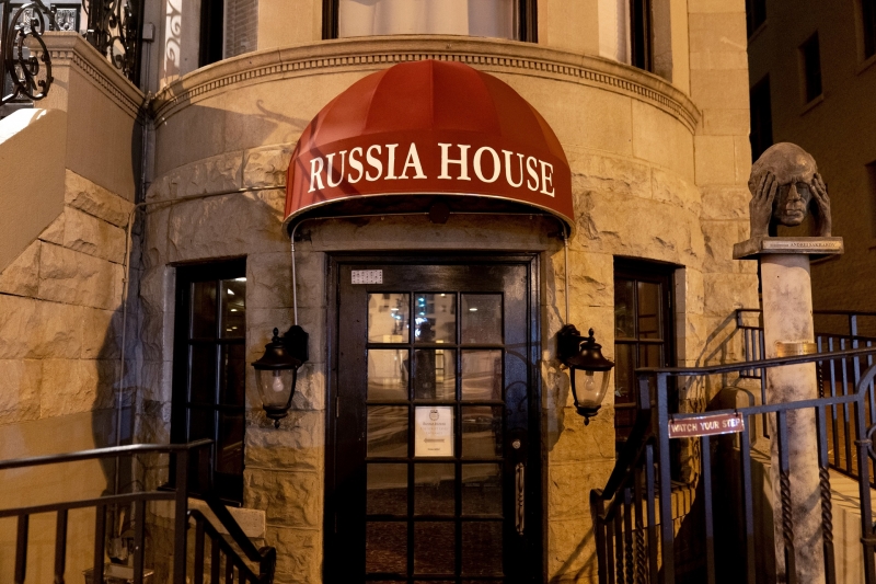 &laquo;Приобретает неконтролируемый характер&raquo;: как развивается ситуация вокруг русофобских настроений в США и на Западе