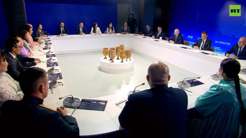 «Приоритет России на весь XXI век»: Путин — о развитии Дальнего Востока