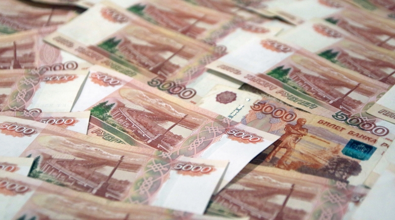 Процентные колебания: как в России могут измениться ставки по кредитам и депозитам до конца года