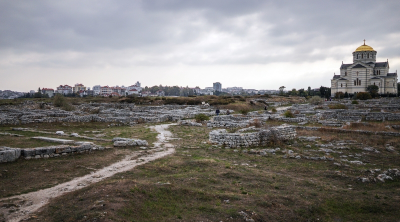 «Профанация и голая пропаганда»: зачем Киев заявил о «преступлениях» России против культурного наследия в Крыму