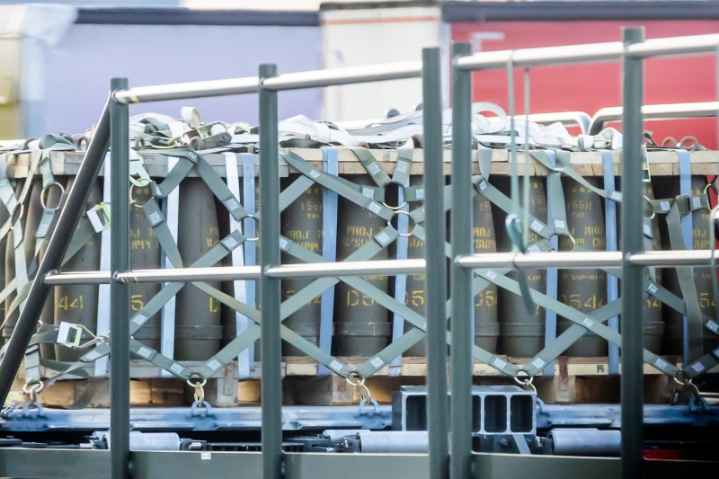 &laquo;Проигрышная позиция&raquo;: зачем Евросоюз направляет новые средства на военную помощь Украине