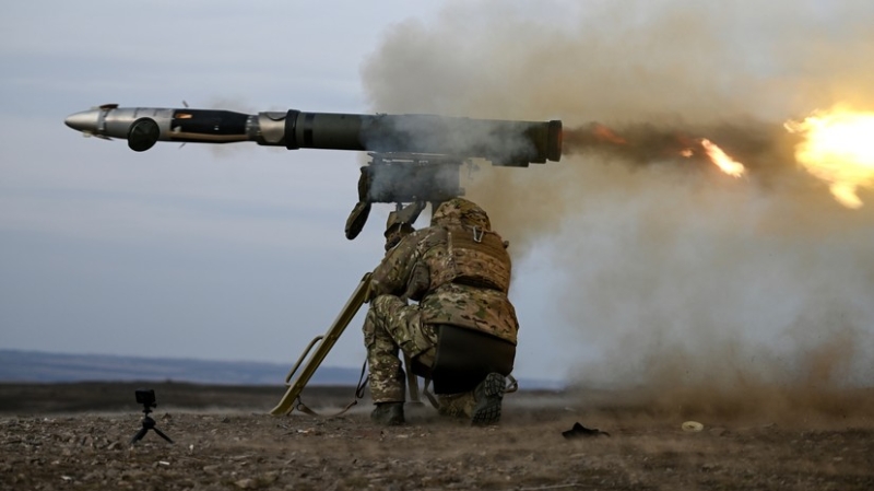 &laquo;Прошивает самые крепкие башни&raquo;: как в зоне СВО применяется противотанковый комплекс &laquo;Корнет&raquo;