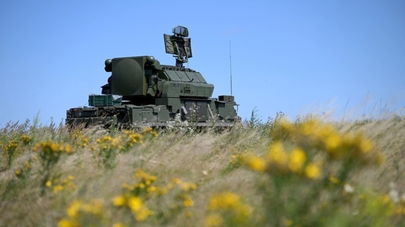 &laquo;Противник пытался атаковать военные объекты&raquo;: над Смоленской областью сбили два украинских БПЛА