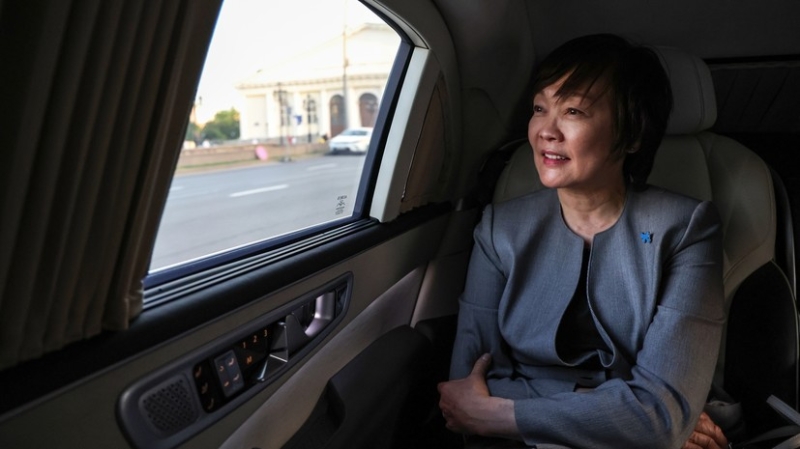 Путин предоставил вдове Абэ свой «Аурус», чтобы она поехала в Большой театр