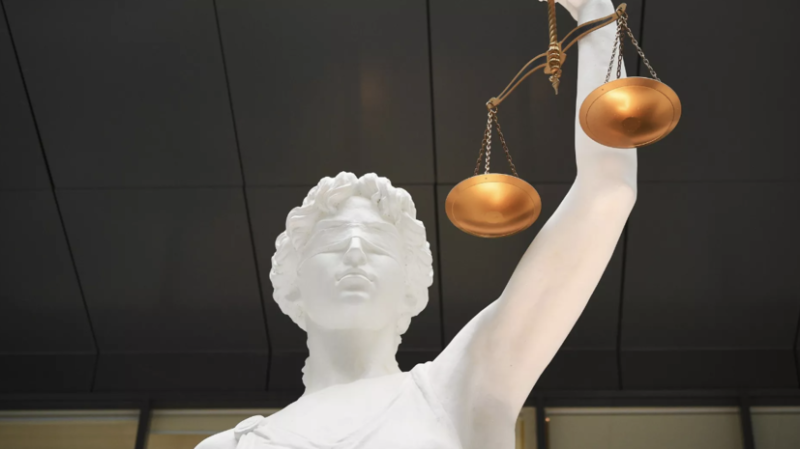 Рабочий осуждён на четыре года колонии по делу о пожаре на крейсере «Адмирал Кузнецов»