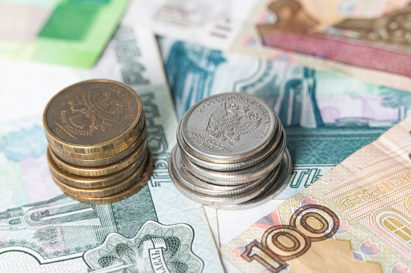 «Равновесный уровень уже сформировался»: как могут измениться курсы доллара и евро в ноябре