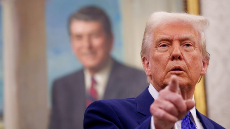 Риттер назвал европейцев слугами за столом Путина и Трампа