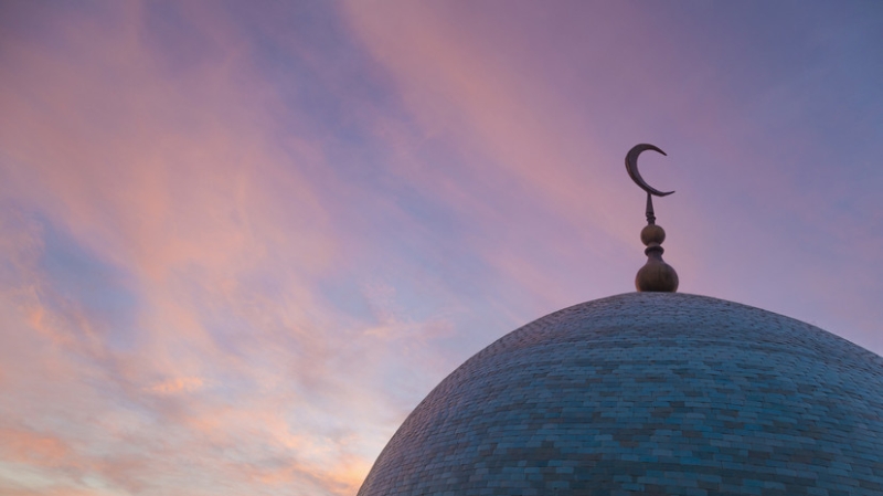 Росстандарт в 2025 году разработает ГОСТ в сфере туризма по нормам ислама