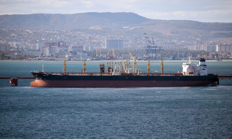 С увеличением расчётов в нацвалютах: с начала 2023 года товарооборот России и Китая вырос почти на 37%