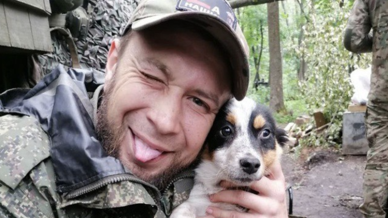 «Самые страшные метры»: ефрейтор со сломанным ребром спас раненого командира от огня ВСУ