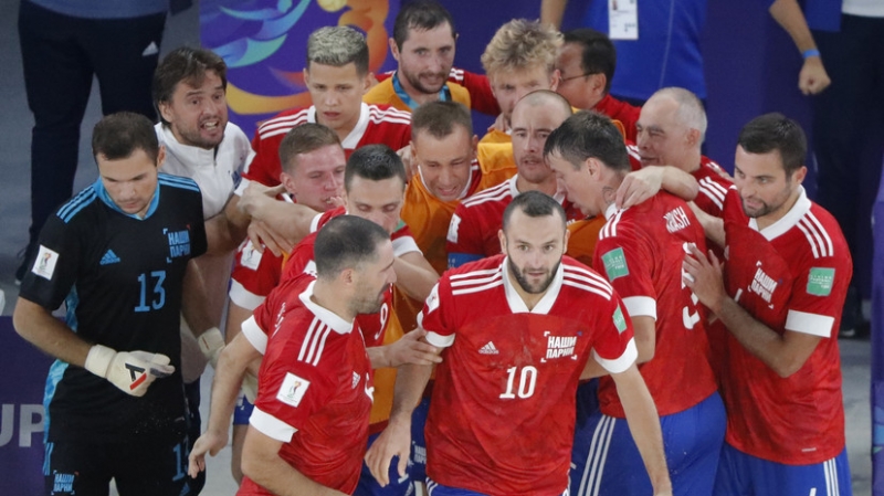 Сборная России по пляжному футболу стала трёхкратным чемпионом мира