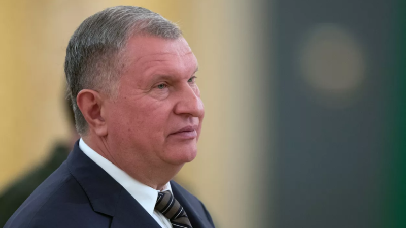 Сечин: увеличение числа электромобилей станет испытанием устойчивости мировой энергосистемы