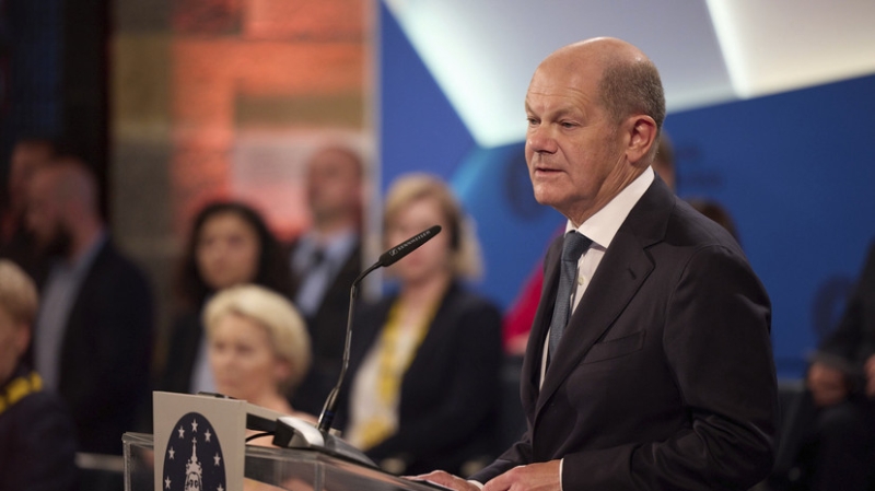 Сенатор Бондарев осудил Шольца за позицию о неприемлемости мира на условиях России