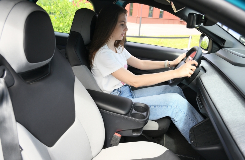 «Симпатичный и многообещающий»: как проходит разработка российского электромобиля «Атом»