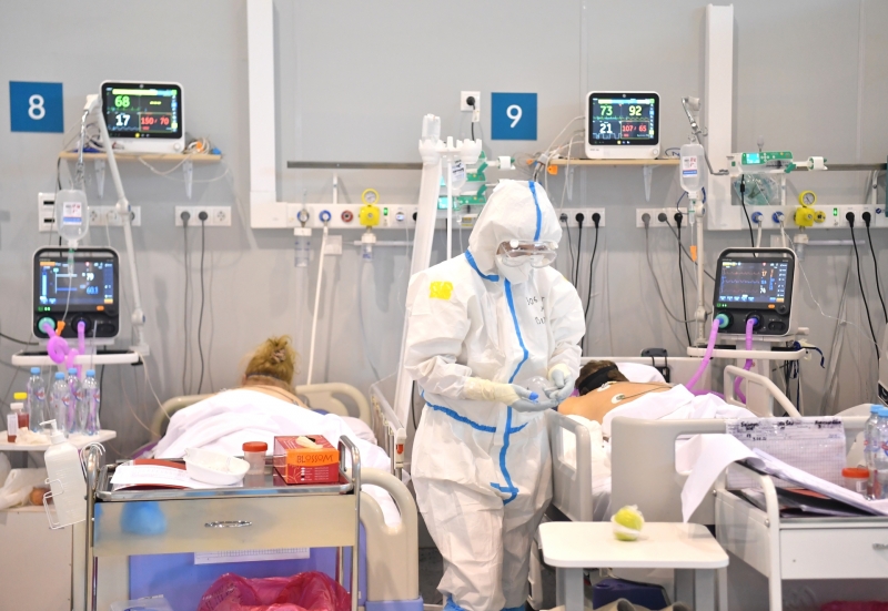 «Ситуация продолжает развиваться по худшему сценарию»: в Москве ввели нерабочие дни с 28 октября по 7 ноября