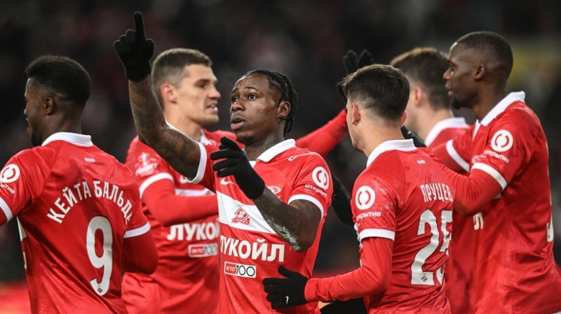 Скандальное дерби в Москве и эффектная концовка в Екатеринбурге: &laquo;Спартак&raquo; и &laquo;Урал&raquo; вышли в следующий раунд Кубка России