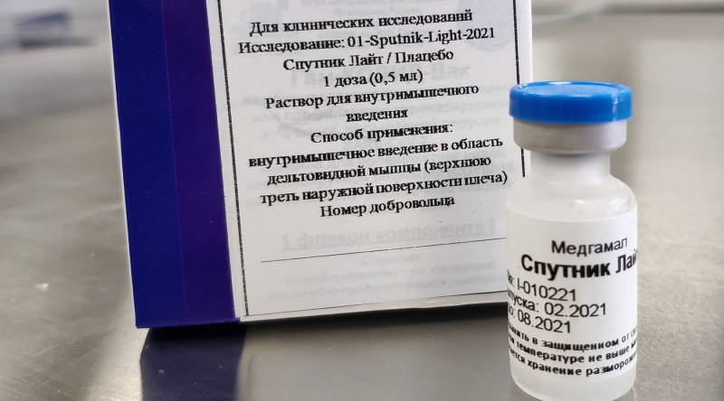 Скончались 697 пациентов: в России за сутки выявлено 24 439 новых случаев коронавируса