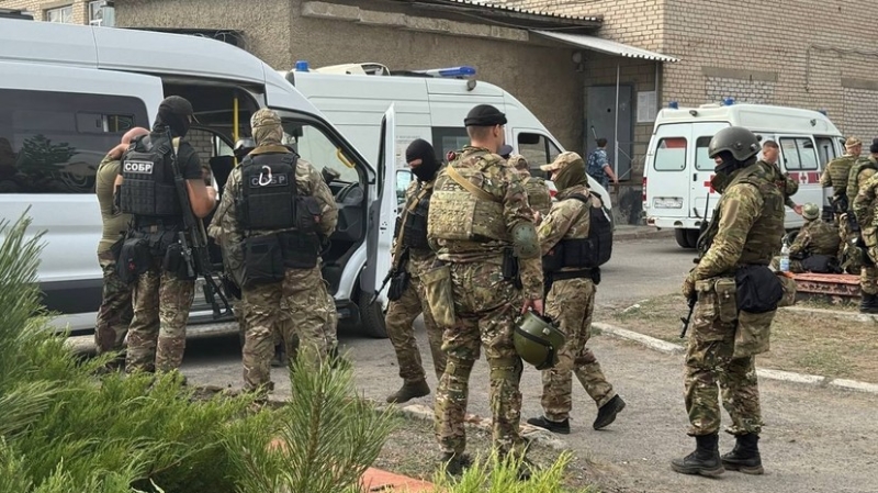 Следователи начали допросы работников и заключённых в ИК-19 после ЧП