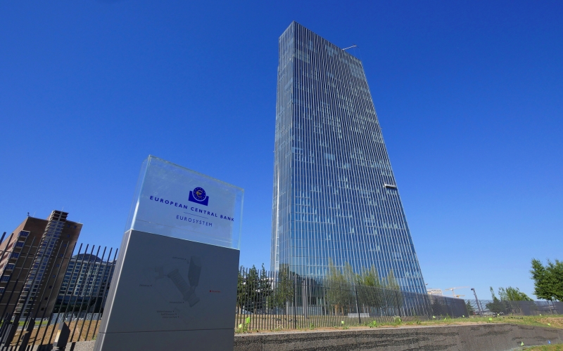 «Следствие недальновидных действий»: экономика еврозоны вошла в рецессию