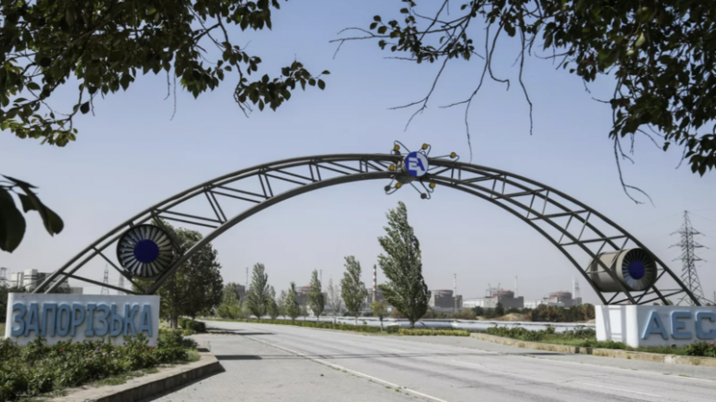 Слуцкий заявил, что призывы к прекращению огня по ЗАЭС должны быть адресованы Киеву