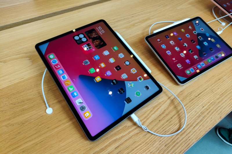 &laquo;Согласие правообладателя не нужно&raquo;: Минпромторг утвердил перечень товаров для параллельного импорта в Россию