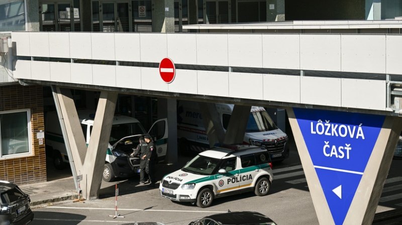 Состояние здоровья Фицо не позволяет пока его транспортировку в Братиславу