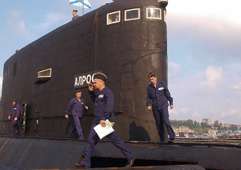 &laquo;Современная боевая единица&raquo;: чем уникальна российская модернизированная подлодка &laquo;Алроса&raquo;