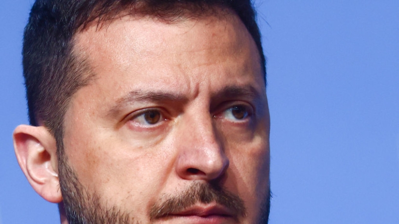 Spectator: Зеленский с момента избрания стал одержим своими рейтингами