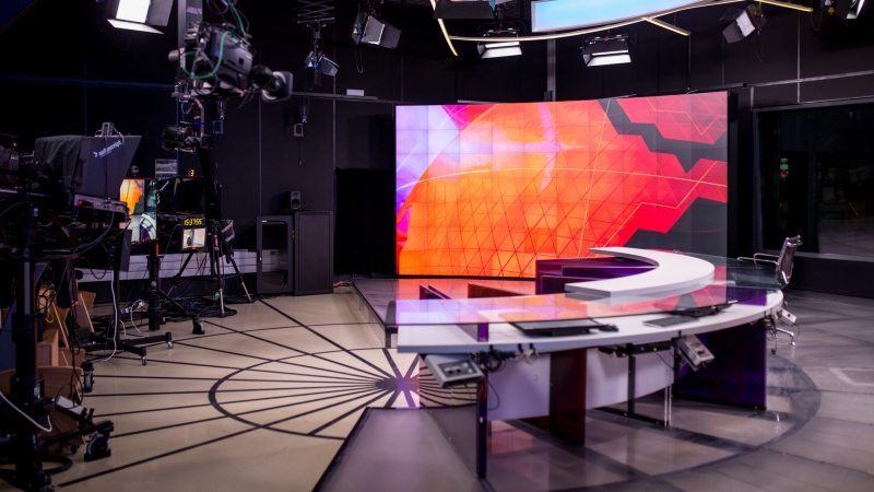 &laquo;Спланированная кампания&raquo;: как СМИ опубликовали одинаковые материалы об освещении вакцинации телеканалами RT