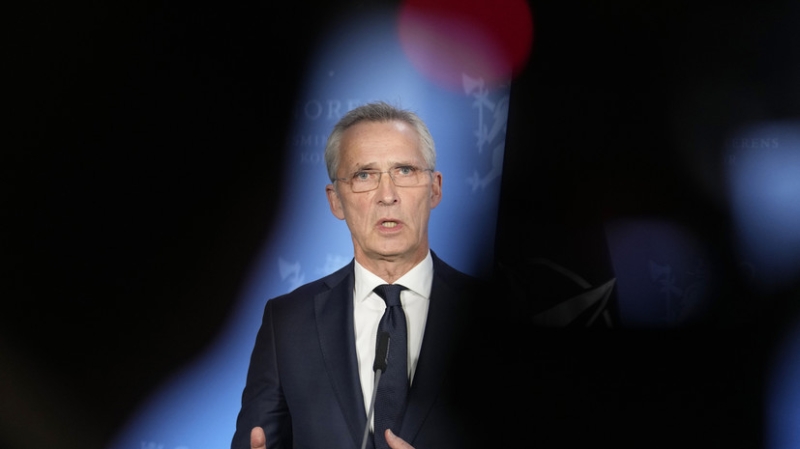 Столтенберг осудил попытку запуска разведспутника КНДР