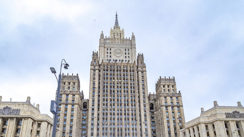 &laquo;Сугубо боевые задачи&raquo;: в МИД РФ заявили о праве считать используемые Киевом западные спутники законными целями