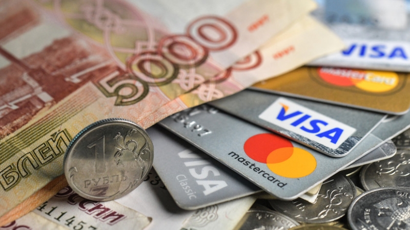 «Теперь она боится за себя и своих близких»: как москвичка борется за доставшиеся ей в наследство 300 млн рублей