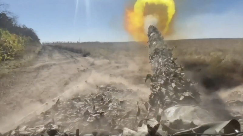 Точными выстрелами нанесён урон личному составу: экипажи танков группировки войск &laquo;Север&raquo; уничтожили опорные пункты ВСУ