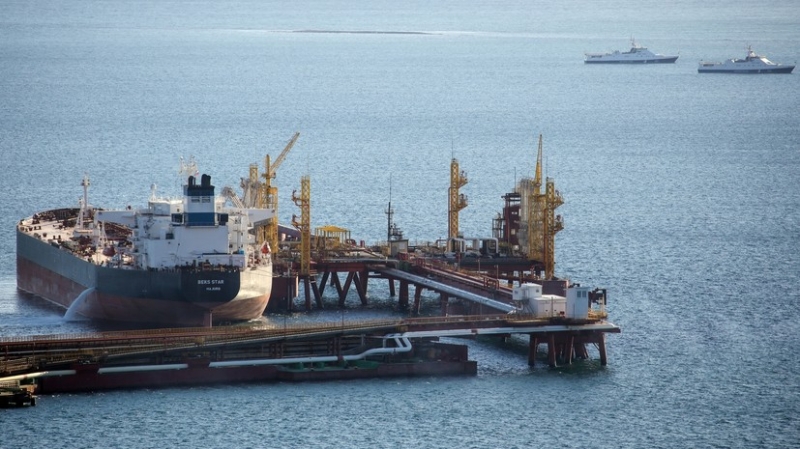 Топливный максимум: Россия нарастила экспорт нефти и нефтепродуктов до самого высокого уровня с начала спецоперации