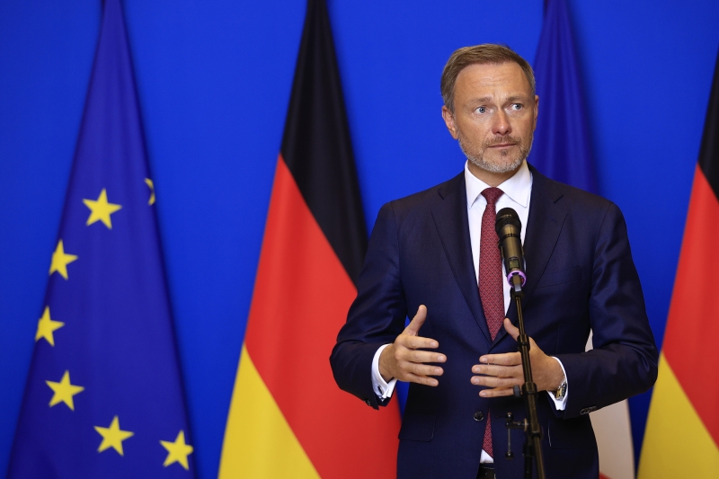 &laquo;Тратятся на Украину в ущерб себе&raquo;: в ФРГ заявили о невозможности сделать дополнительные взносы в бюджет ЕС