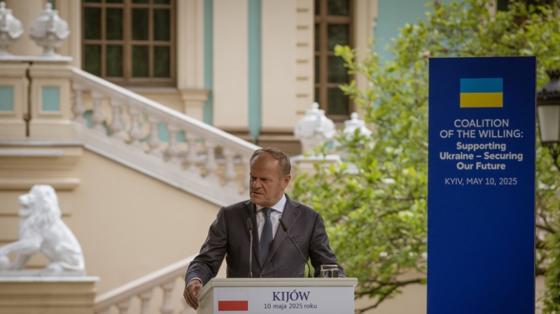 Туск заявил, что готов закрыть границу с Германией