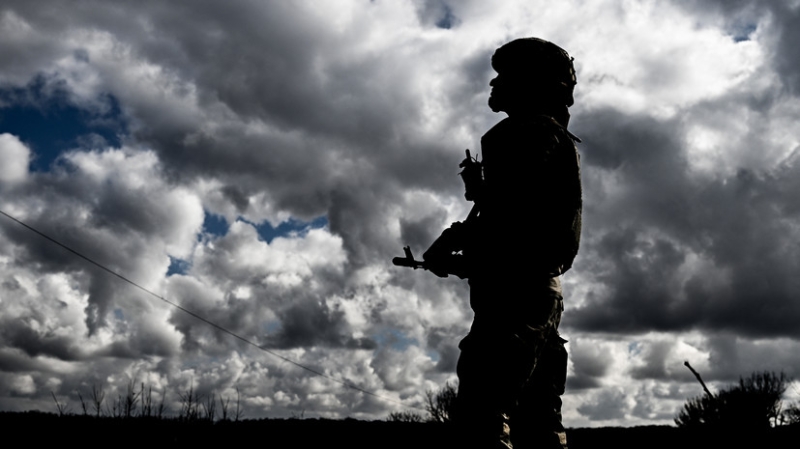 Удары по военному аэродрому и цехам сборки РСЗО: российские войска поразили военные объекты киевского режима