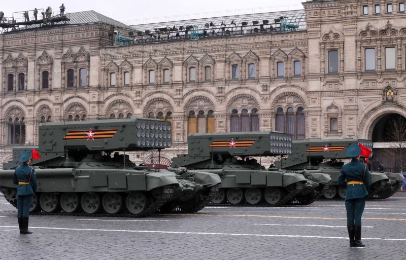 «Укрыться от залпа невозможно»: как самоходные огнемёты «Солнцепёк» помогают решать задачи в ходе спецоперации