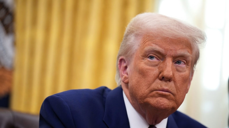 В Испании заявили о необходимости &laquo;пистолета на столе&raquo; для переговоров с Трампом