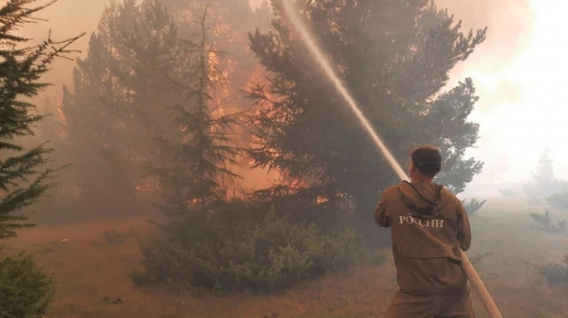 В Якутию прибыл четвёртый самолёт Бе-200 для борьбы с лесными пожарами