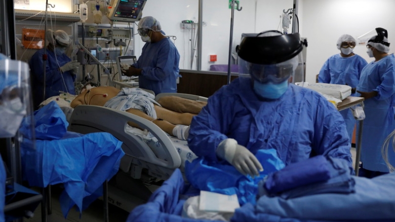 В Мексике число случаев коронавируса превысило 912 тысяч