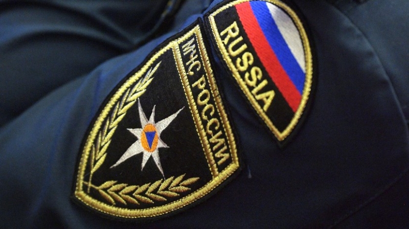 В Нижнем Новгороде люлька с рабочими упала с моста