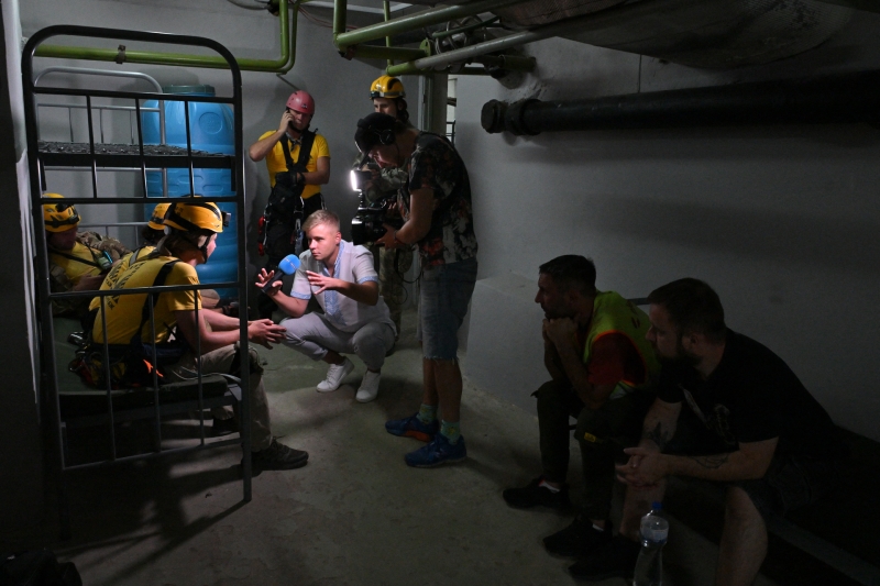 В поисках виноватого: Зеленский раскритиковал сограждан за желание отстраниться от конфликта на Украине