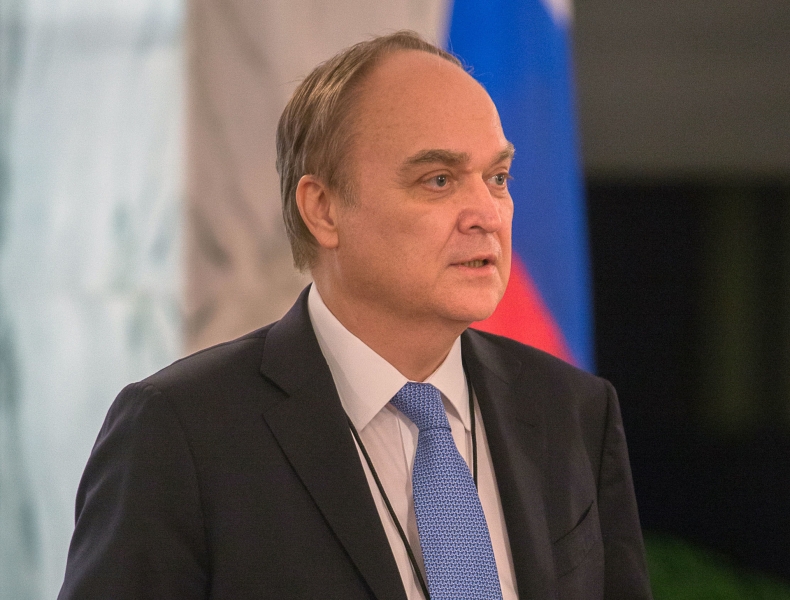 &laquo;В рамках гибридной войны&raquo;: в МИД РФ отреагировали на ролик ЦРУ для вербовки россиян в сети