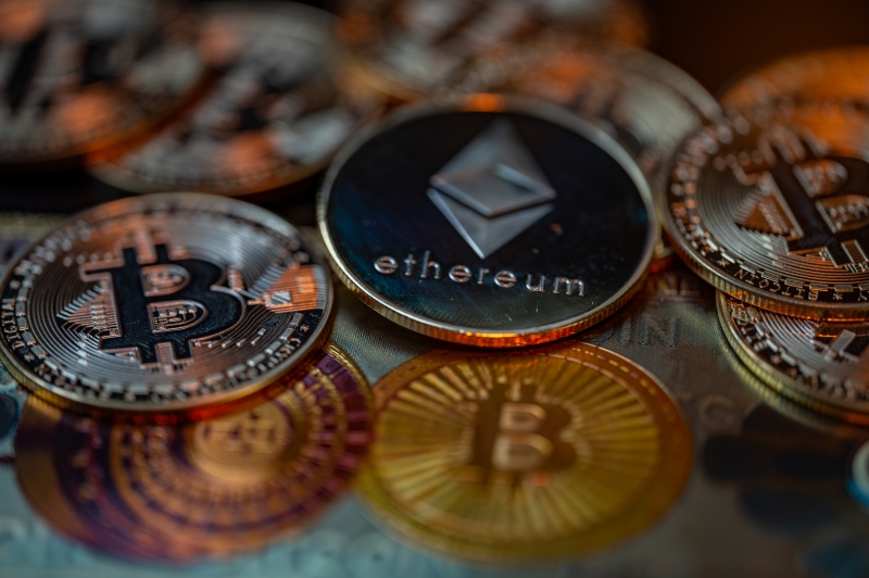 «В реальности не будет соблюдаться»: Евросоюз одобрил введение потолка цен на российскую нефть