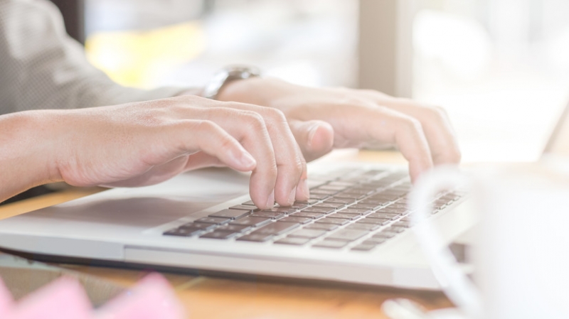 &laquo;Ъ&raquo;: в России отмечено увеличение числа ноутбуков и клавиатур без русской раскладки