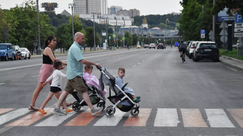 В России предложили установить звание «Отец-герой» для воспитавших более 10 детей